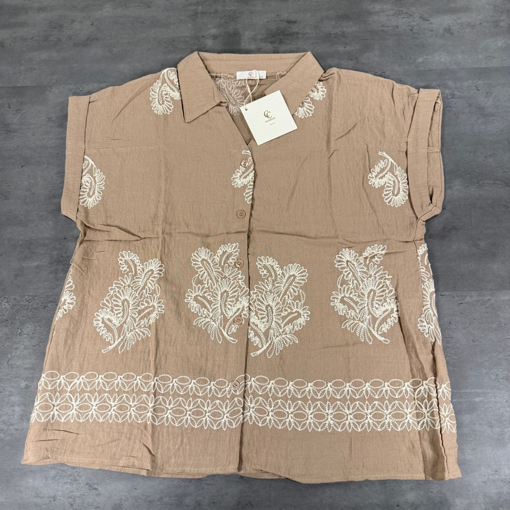 CC Fashion Paris Top Womens S/M Tan Short Sleeve Embroidered Button Down NEW